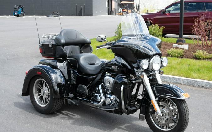 2013 Harley-Davidson Tri Glide Ultra Classic FLHTCUTG