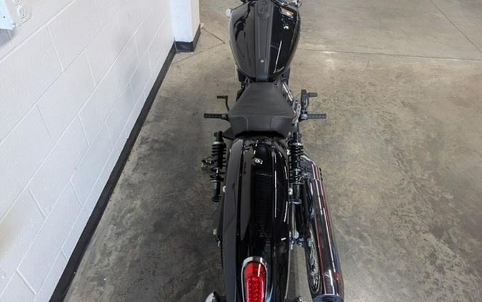 2025 Indian Scout Sixty Classic Black Metallic