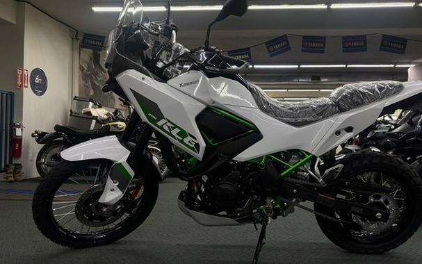 2026 Kawasaki KLE500 SE ABS