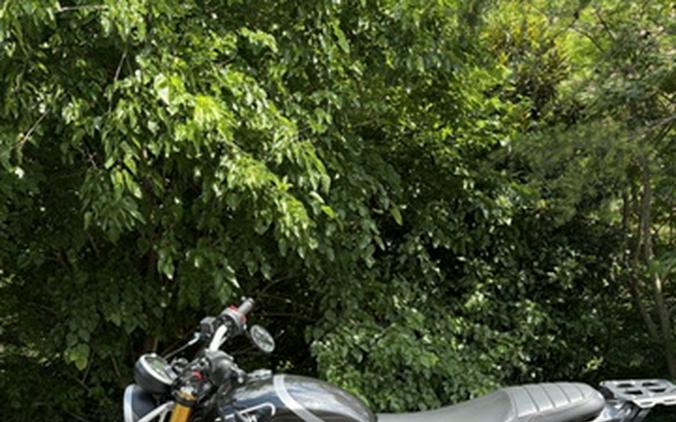 2025 Triumph Speed 400 Carnival Red Storm Grey