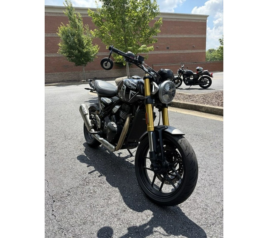2025 Triumph Speed 400 Carnival Red Storm Grey