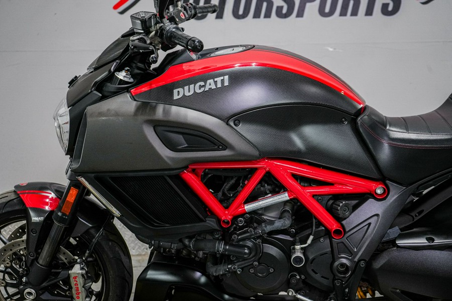 2015 Ducati Diavel Carbon