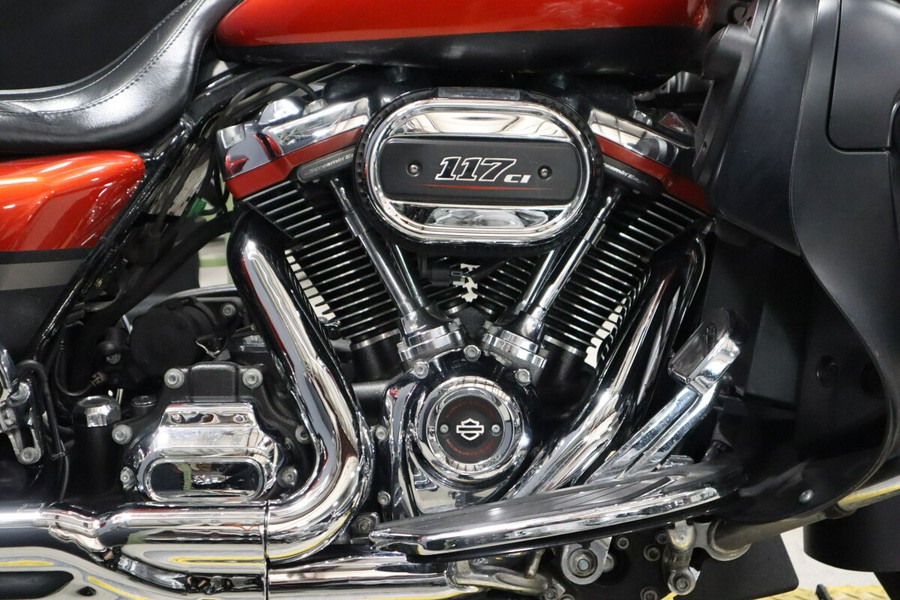 2018 Harley-Davidson CVO Street Glide