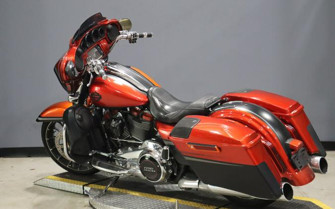 2018 Harley-Davidson CVO Street Glide FLHXSE