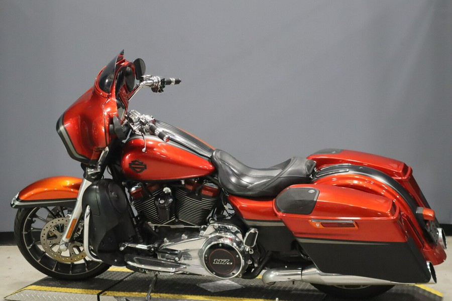 2018 Harley-Davidson CVO Street Glide FLHXSE