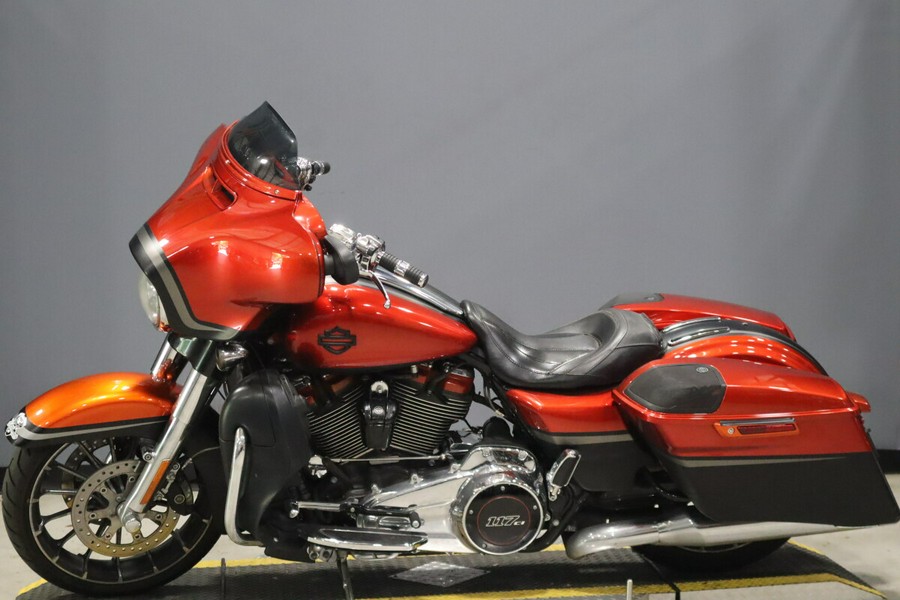 2018 Harley-Davidson CVO Street Glide FLHXSE