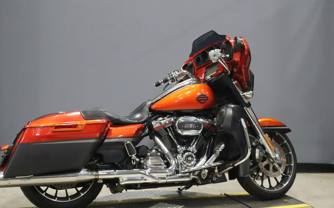 2018 Harley-Davidson CVO Street Glide FLHXSE