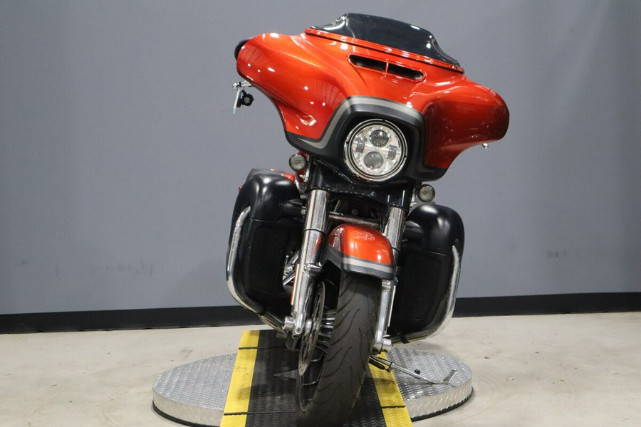 2018 Harley-Davidson CVO Street Glide