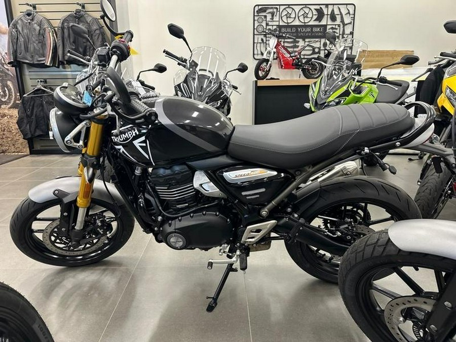 2025 Triumph Speed 400 Carnival Red / Storm Grey