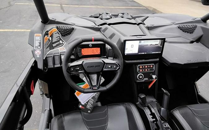 2026 Can-Am Maverick X3 MAX X Ds Turbo RR Triple Black_4.5 In