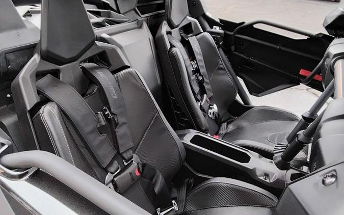 2026 Can-Am Maverick X3 MAX X Ds Turbo RR Triple Black_4.5 In