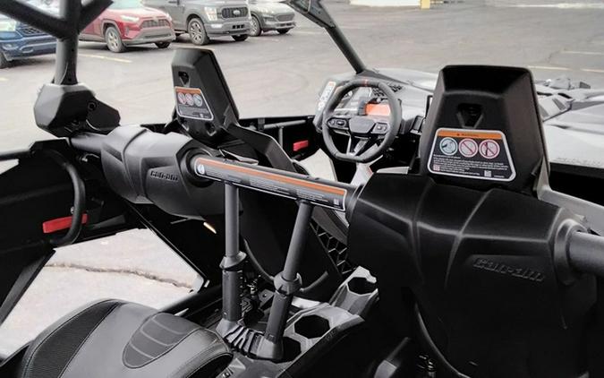 2026 Can-Am Maverick X3 MAX X Ds Turbo RR Triple Black_4.5 In