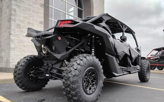 2026 Can-Am Maverick X3 MAX X Ds Turbo RR Triple Black_4.5 In