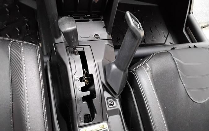 2026 Can-Am Maverick X3 MAX X Ds Turbo RR Triple Black_4.5 In