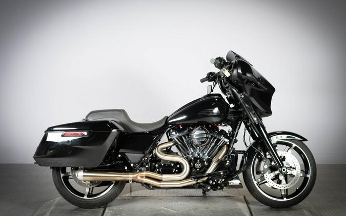 2024 Harley-Davidson Street Glide FLHX