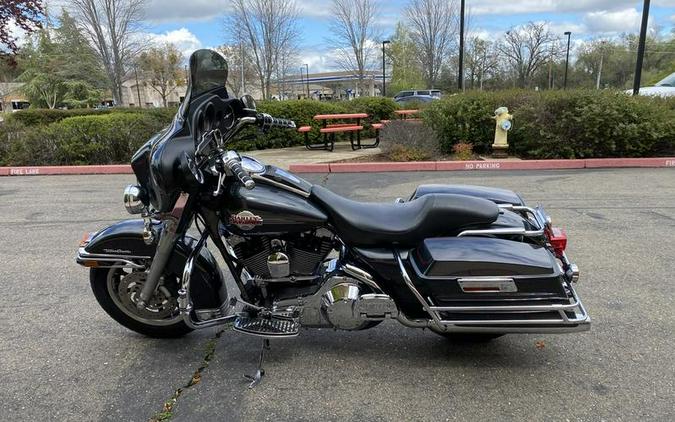 2006 Harley-Davidson® FLHTCUI - Ultra Classic® Electra Glide®