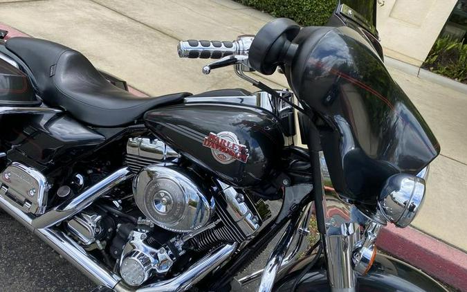 2006 Harley-Davidson® FLHTCUI - Ultra Classic® Electra Glide®