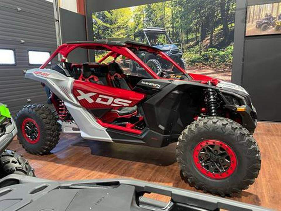 2025 Can-Am Maverick X3 X DS Turbo RR with Smart-Shox