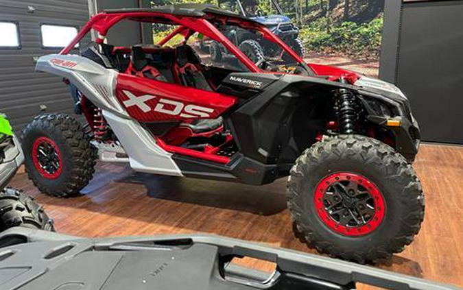 2025 Can-Am Maverick X3 X DS Turbo RR with Smart-Shox