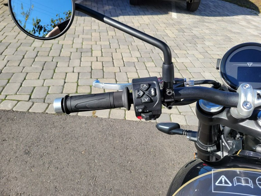 2026 Triumph Speed Twin 900 Phantom Black/Aurum Gold