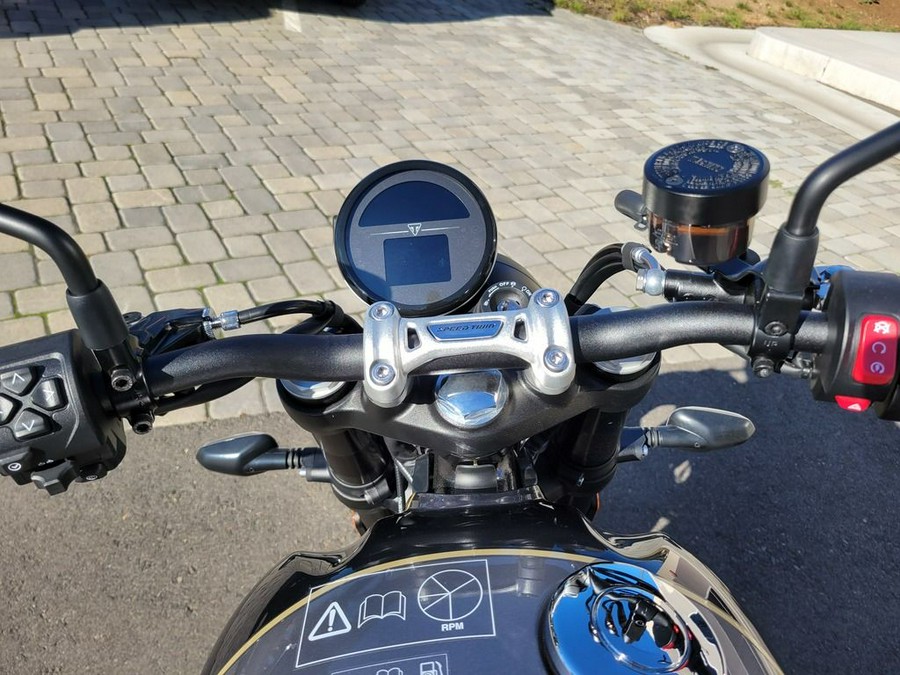 2026 Triumph Speed Twin 900 Phantom Black/Aurum Gold