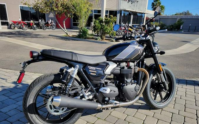 2026 Triumph Speed Twin 900 Phantom Black/Aurum Gold