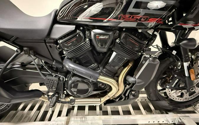 Harley-Davidson® Pan America® 1250 ST 2026