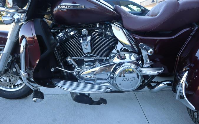 2019 Harley-Davidson Tri Glide Ultra (FLHTCUTG)
