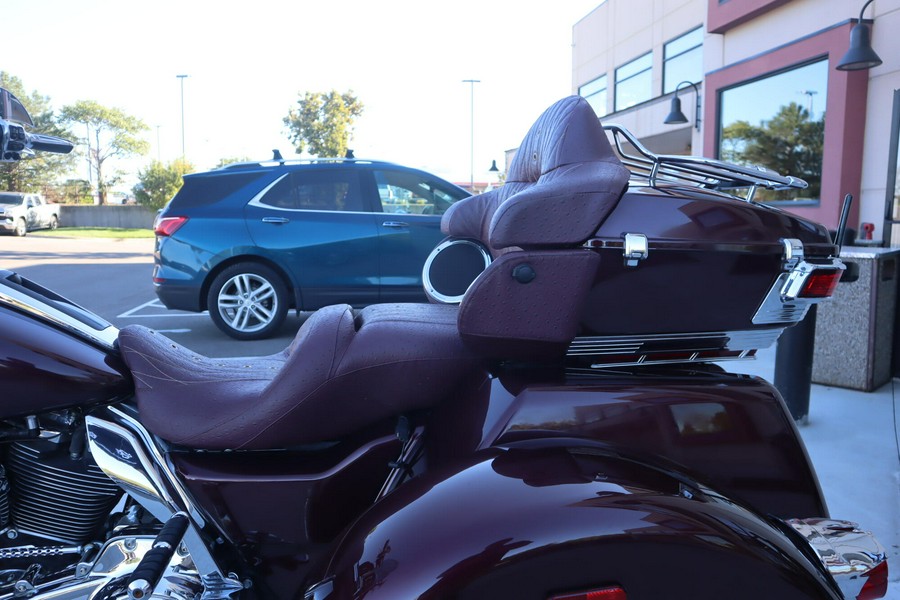 2019 Harley-Davidson Tri Glide Ultra (FLHTCUTG)