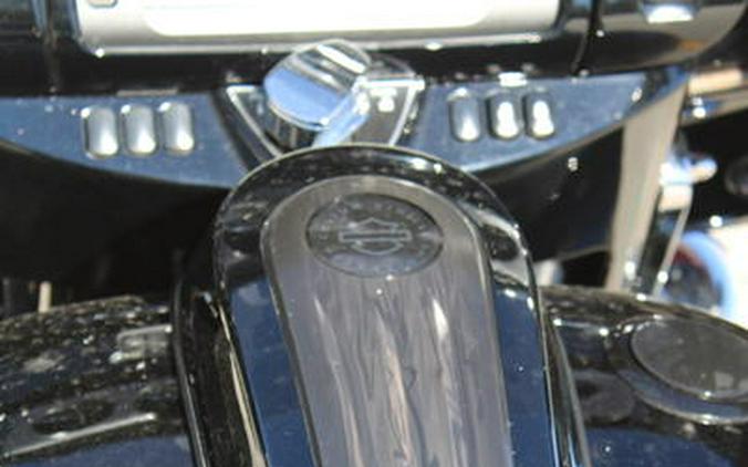 2017 Harley-Davidson® FLHXSE - CVO™ Street Glide®