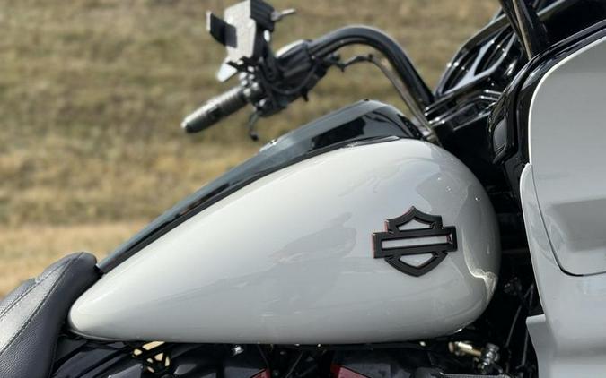 2020 Harley-Davidson® FLTRXSE - CVO™ Road Glide®