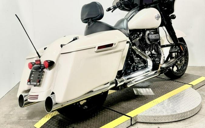 2022 Harley-Davidson® Street Glide® Special FLHXS