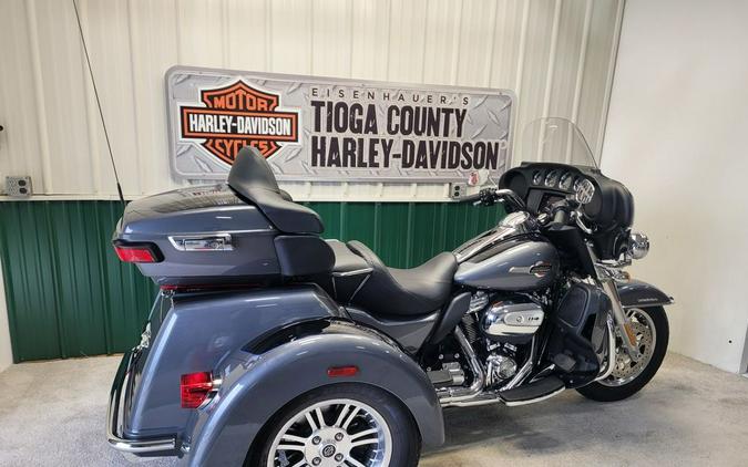 2022 Harley-Davidson® FLHTCUTG - Tri Glide® Ultra