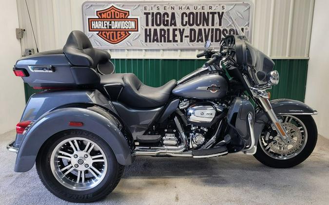 2022 Harley-Davidson® FLHTCUTG - Tri Glide® Ultra