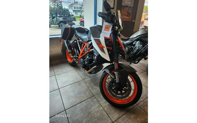 2018 KTM 1290 SUPER DUKE R