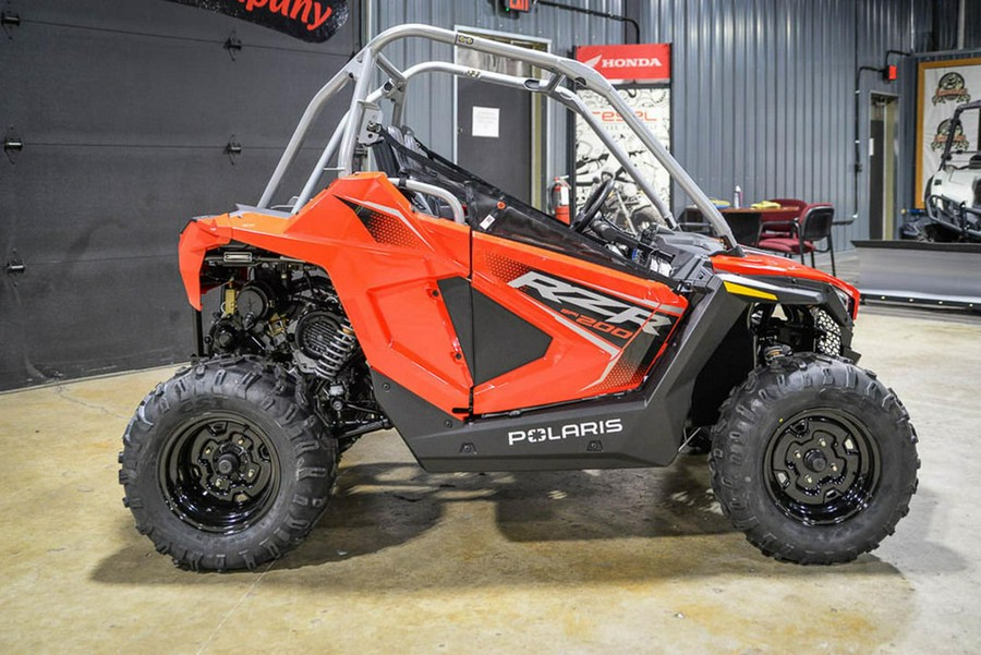 2026 Polaris RZR 200 EFI