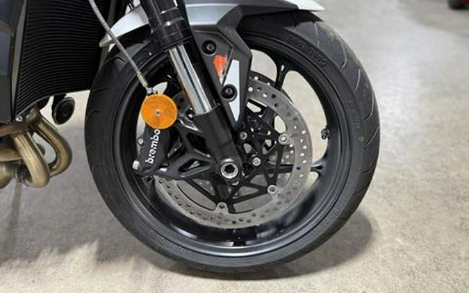 2025 Triumph Street Triple 765 R