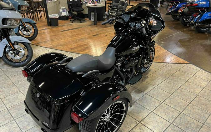 2024 Harley-Davidson Road Glide 3 Vivid Black