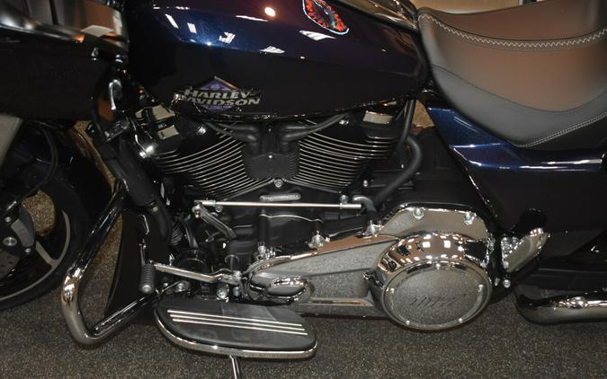 FLTRX 2025 Road Glide®