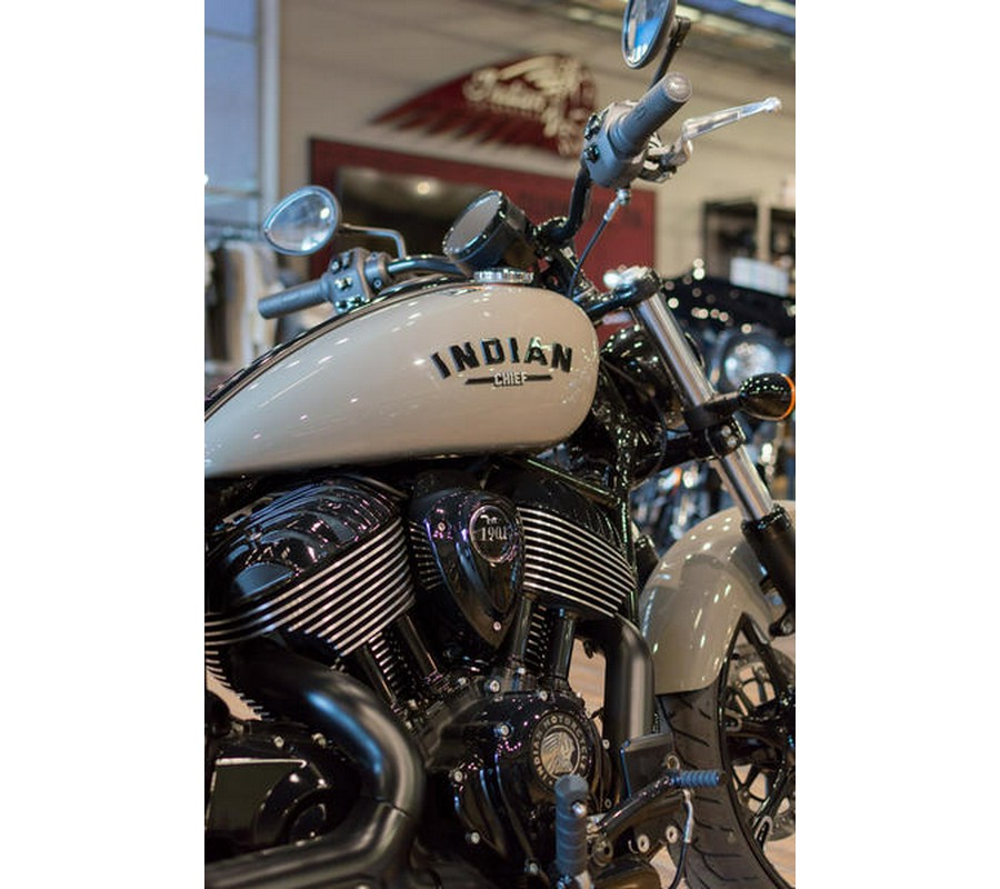 2023 Indian Motorcycle® Chief Dark Horse® Quartz Gray