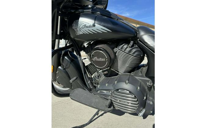2017 Indian Motorcycle CHIEFTAIN DARK HORSE, THNDR BLK SMOKE, 49S Dark Horse®