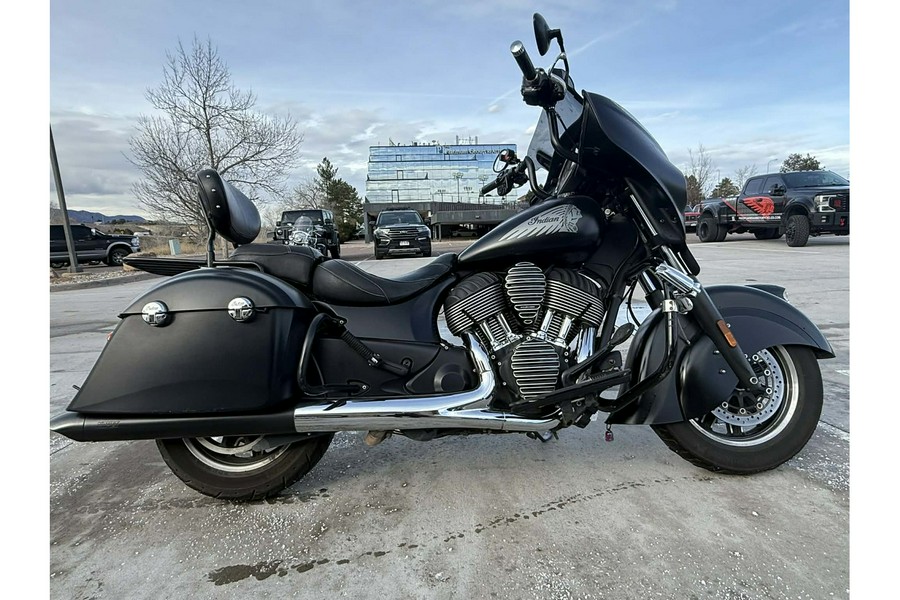 2017 CHIEFTAIN DARK HORSE, THNDR BLK SMOKE, 49S Dark Horse® - Indian Motorcycle