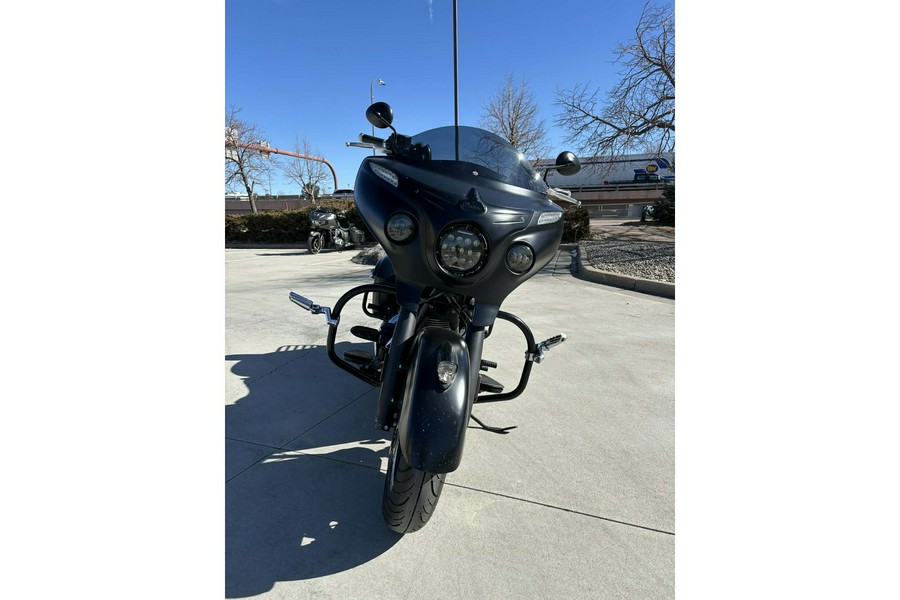 2017 CHIEFTAIN DARK HORSE, THNDR BLK SMOKE, 49S Dark Horse® - Indian Motorcycle
