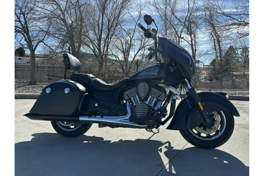 2017 CHIEFTAIN DARK HORSE, THNDR BLK SMOKE, 49S Dark Horse® - Indian Motorcycle
