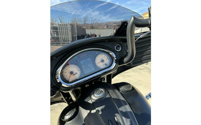 2017 Indian Motorcycle CHIEFTAIN DARK HORSE, THNDR BLK SMOKE, 49S Dark Horse®