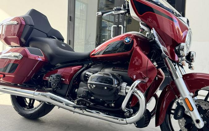 2025 BMW R 18 Transcontinental Dragonfire Red Metallic Matte