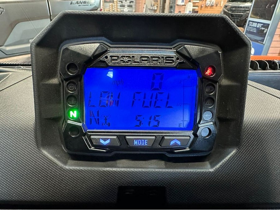 2026 Ranger® 1000 Premium Cab - Polaris