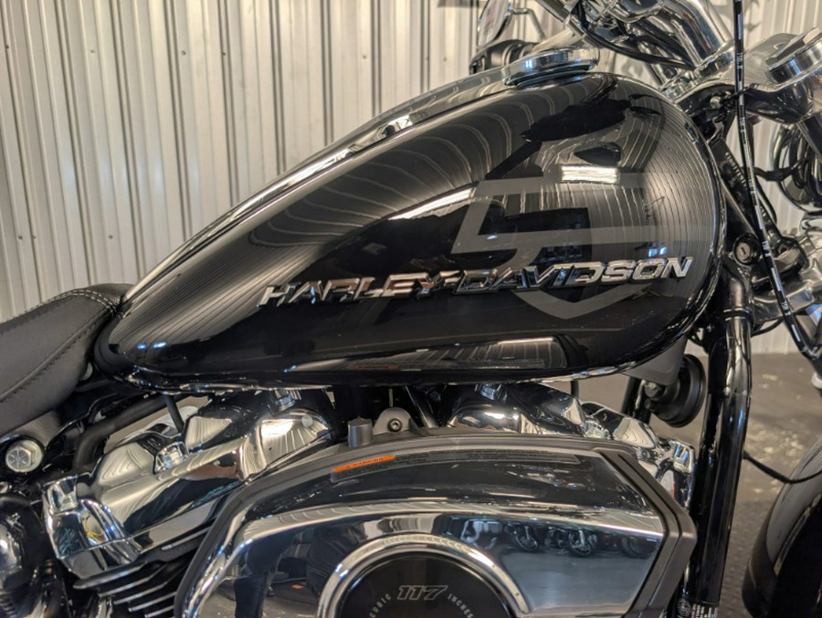 2026 Harley-Davidson BREAKOUT