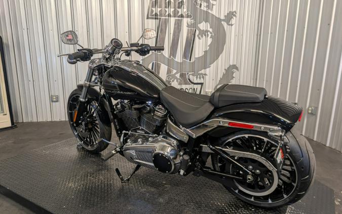 2026 Harley-Davidson BREAKOUT