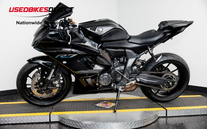 2023 YAMAHA YZF-R7 - $9,499.00